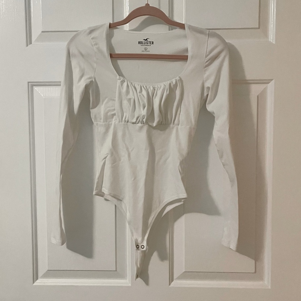Hollister Long Sleeved Bodysuit